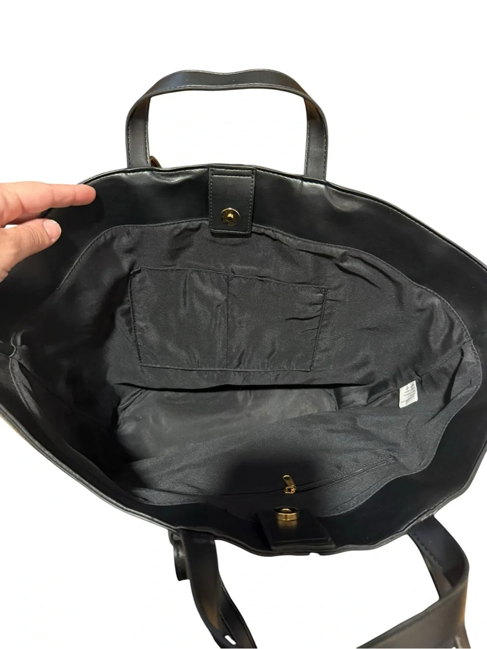 N/A spacious black